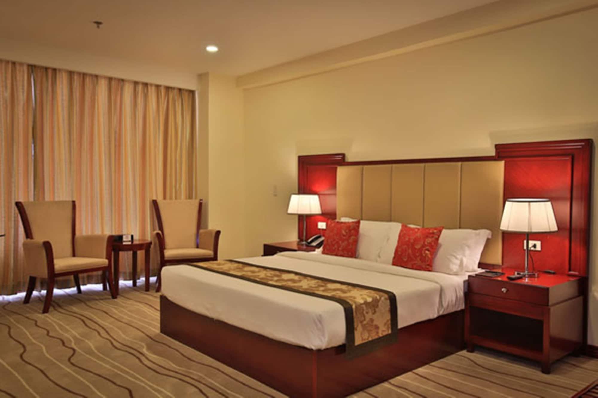 Swiss-Belhotel Blulane Manila Bagian luar foto