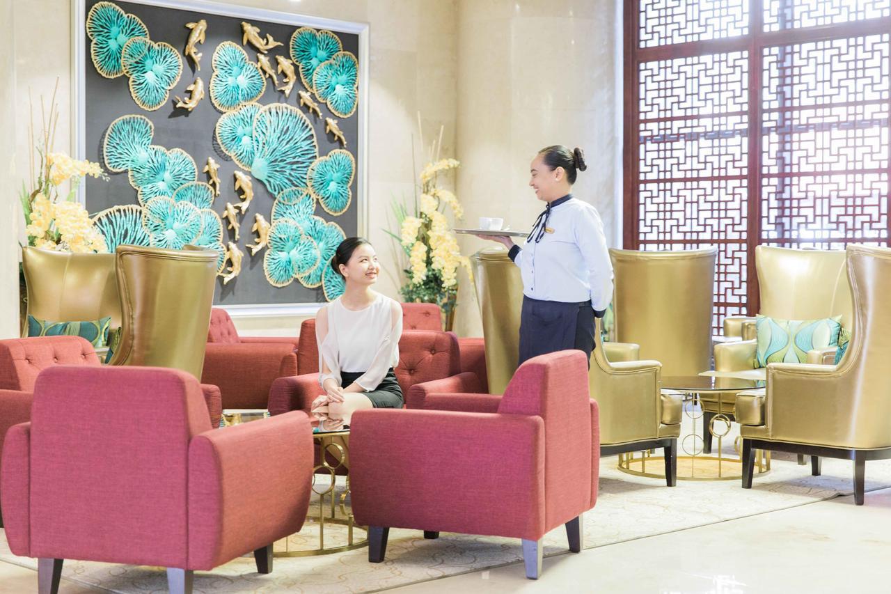 Swiss-Belhotel Blulane Manila Bagian luar foto