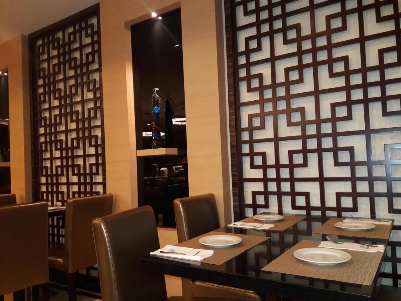 Swiss-Belhotel Blulane Manila Bagian luar foto