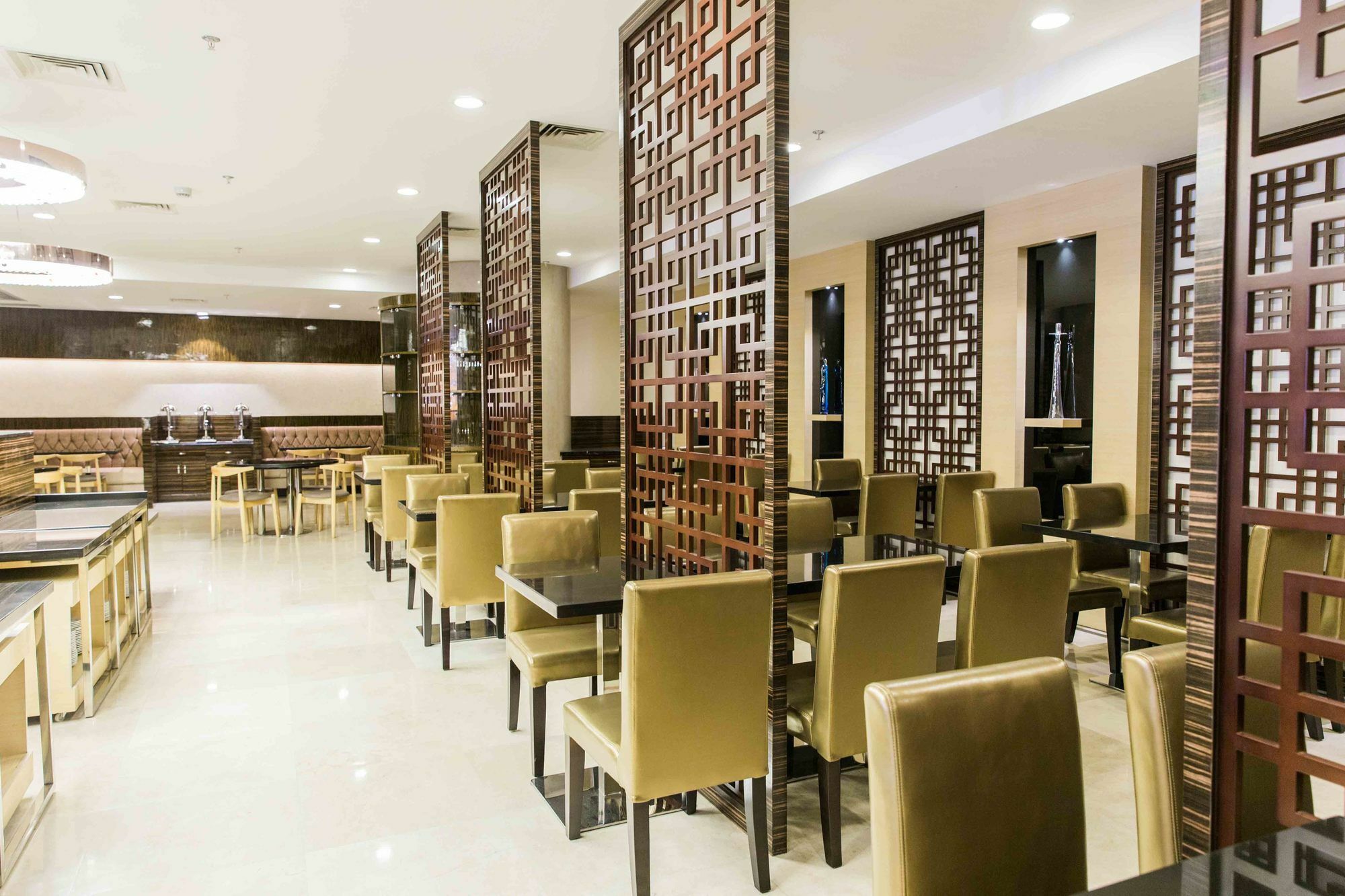 Swiss-Belhotel Blulane Manila Bagian luar foto